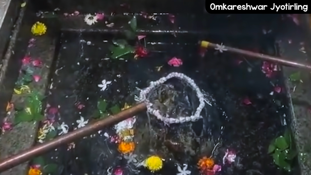 Omkareshwar Jyotirling is one of the 12 Jyotirlings of lord shiva in India